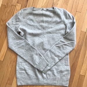 Uniqlo 100% Cashmere Sweater Grey Small